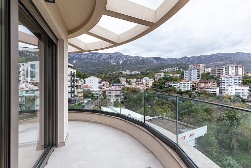 Complex in Bečići near the sea — photo 3